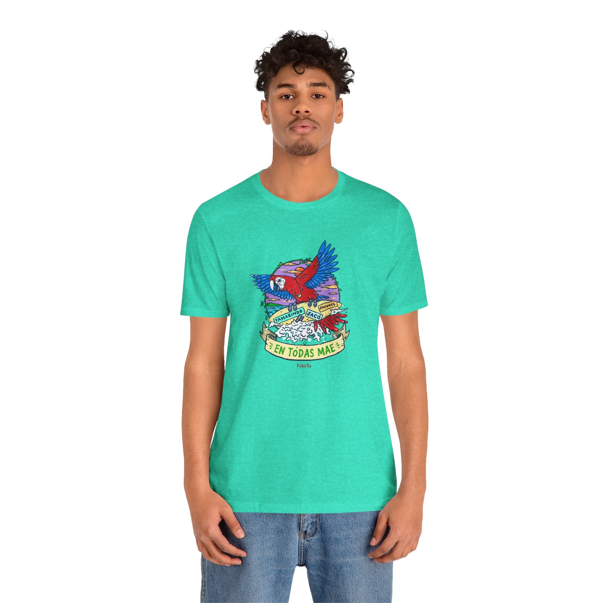 Macaw En Todas Mae Unisex Crew Neck Tee